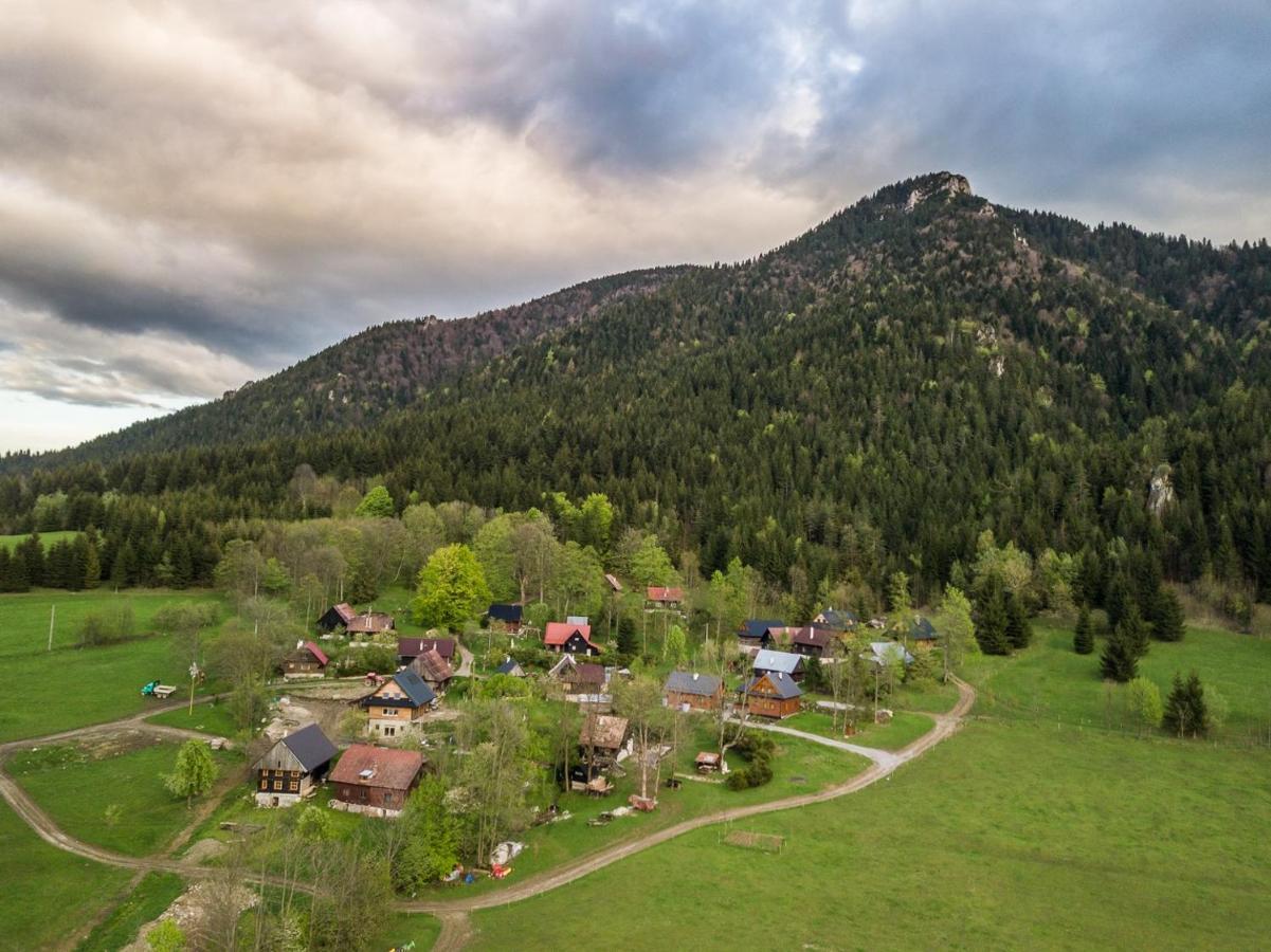 Apartmany Pod Rozsutcom - Zatkov Dvor - Prijazd Do Ubytovania Autom S Pohonom 4X4 Terchová Exterior foto