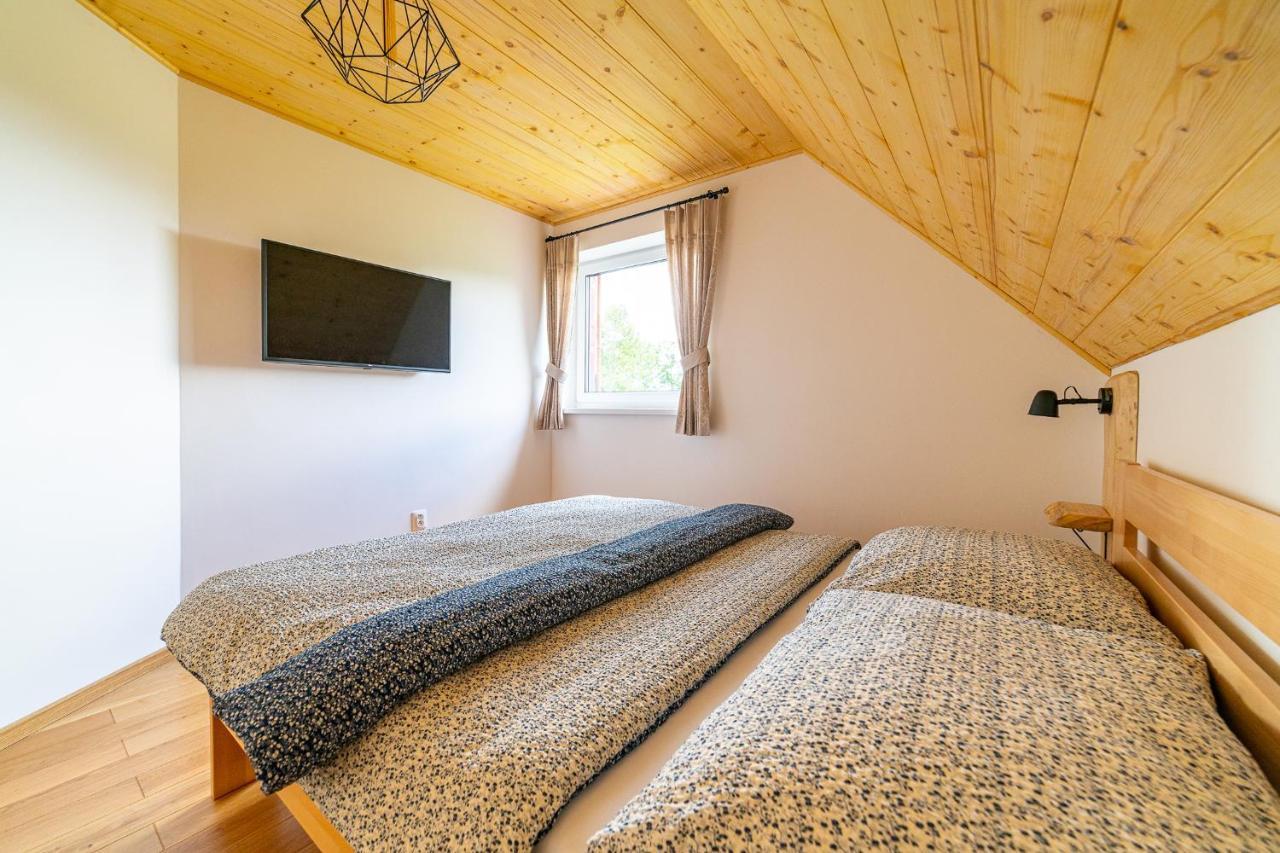 Apartmany Pod Rozsutcom - Zatkov Dvor - Prijazd Do Ubytovania Autom S Pohonom 4X4 Terchová Exterior foto